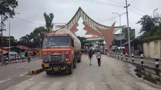 हिंदू राष्ट्र की मांग के समर्थन में सीमा पर मानव श्रृंखला बनाकर मुस्लिमों का प्रवेश रोकेंगे पूर्व विधायक।