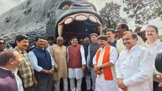 सीएम डॉ. मोहन यादव ने 14डी वर्चुअल जू का शुभारंभ किया। (फोटो- जागरण)