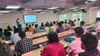 प्रधानमंत्री मोदी की 1 करोड़ छात्रों के लिए मुफ्त ऑनलाइन कोचिंग की घोषणा का छात्रों ने स्वागत किया है।