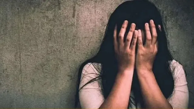 ‘पति ने कर दी ऐसी हालत…’, हनीमून से लौटने के बाद नवविवाहिता पहुंच गई..? ‘पति ने कर दी ऐसी हालत…’, हनीमून से लौटने के बाद नवविवाहिता पहुंच गई..?