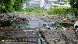 खाली प्लॉट बीमारी का घर।