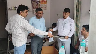 फरीदाबाद में बिना डिग्री के चल रहा फर्जी डॉक्टर का क्लीनिक सील।
