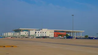 नोएडा एयरपोर्ट के आसपास लेजर बीम के इस्तेमाल पर रोक।