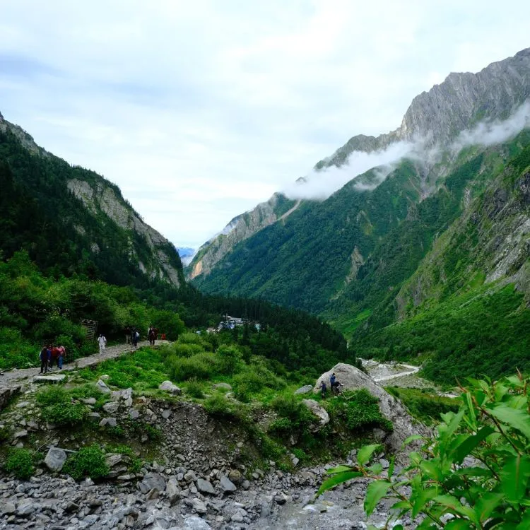 IRCTC Valley of Flowers package
