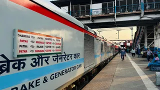 अब ऑनलाइन बुक होगा अतिरिक्त लगेज। (प्रतीकात्मक फोटो)