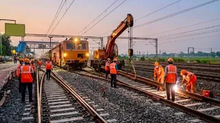 ट्रैक मेंटेनरों को लंबे संघर्ष के बाद सफलता मिली, साइकिल भत्ते का बकाया एरियर अगले माह मिलेगा। जागरण आर्काइव फोटो।