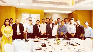 बैठक में मौजूद सम्मानित अतिथिगण