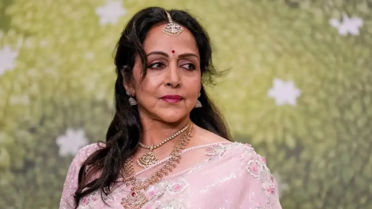 Hema Malini (1)