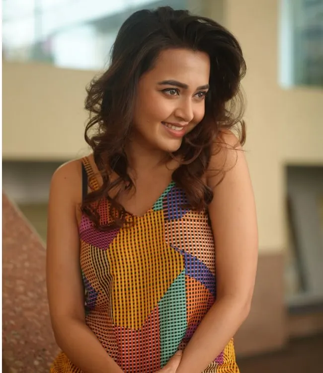 Tejasswi Prakash Look 1