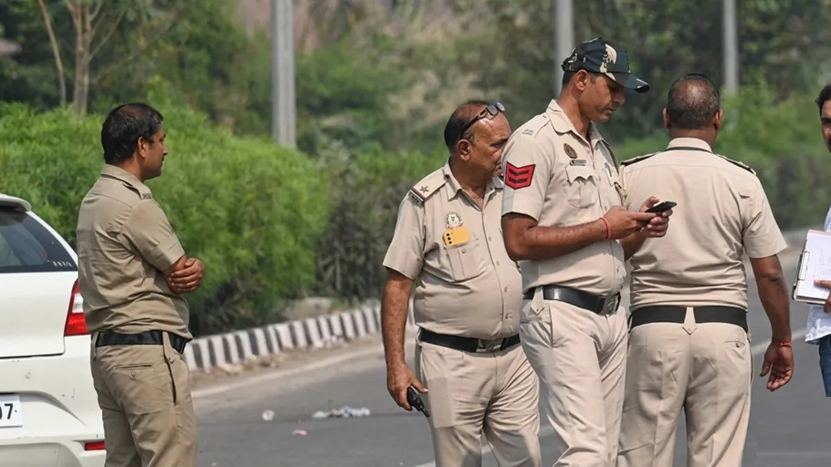 महाराष्ट्र परिवहन विभाग की बड़ी कार्रवाई: मराठी की जानकारी की जांच शुरू, 1268 ड्राइवरों को नोटिस जारी
