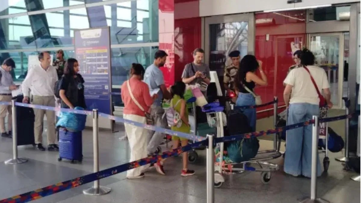 Delhi Airport 12