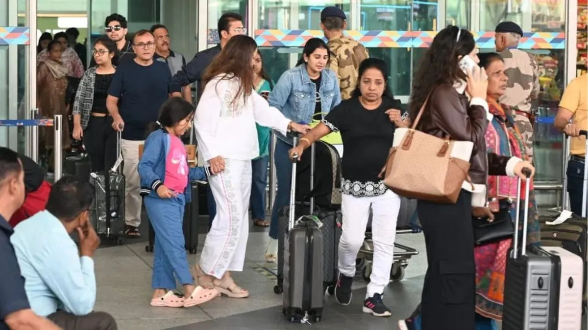 Delhi Airport 13
