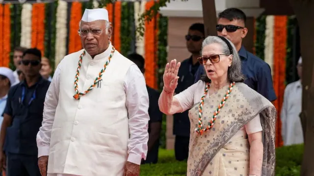 विचार: वंदे मातरम् पर घिरी कांग्रेस