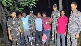 अपराधियों के साथ गिद्दी व उरीमारी पुलिस।
