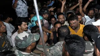 हिंसक झड़प के बाद रांची पुलिस ने की कार्रवाई।