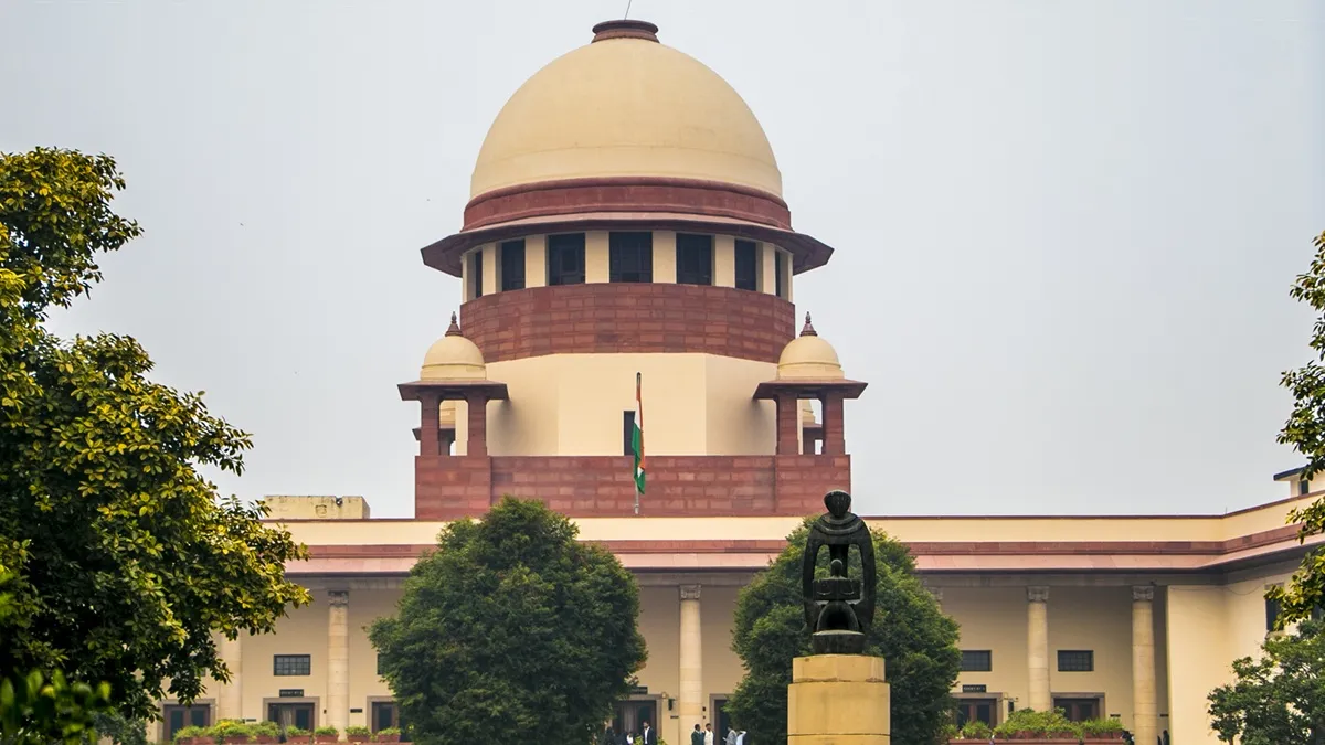 सुप्रीम कोर्ट की बड़ी पहल: तीन दिवसीय विशेष लोक अदालत शुरू, पहले दिन 400 मामले निपटाए