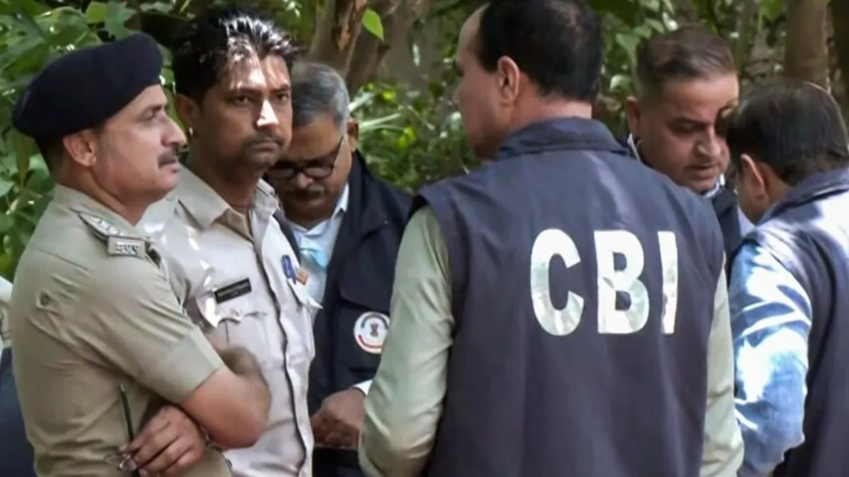 डीजीसीए के पूर्व निदेशक अनिल गिल पर भ्रष्टाचार का शिकंजा, सीबीआई ने दर्ज की एफआईआर