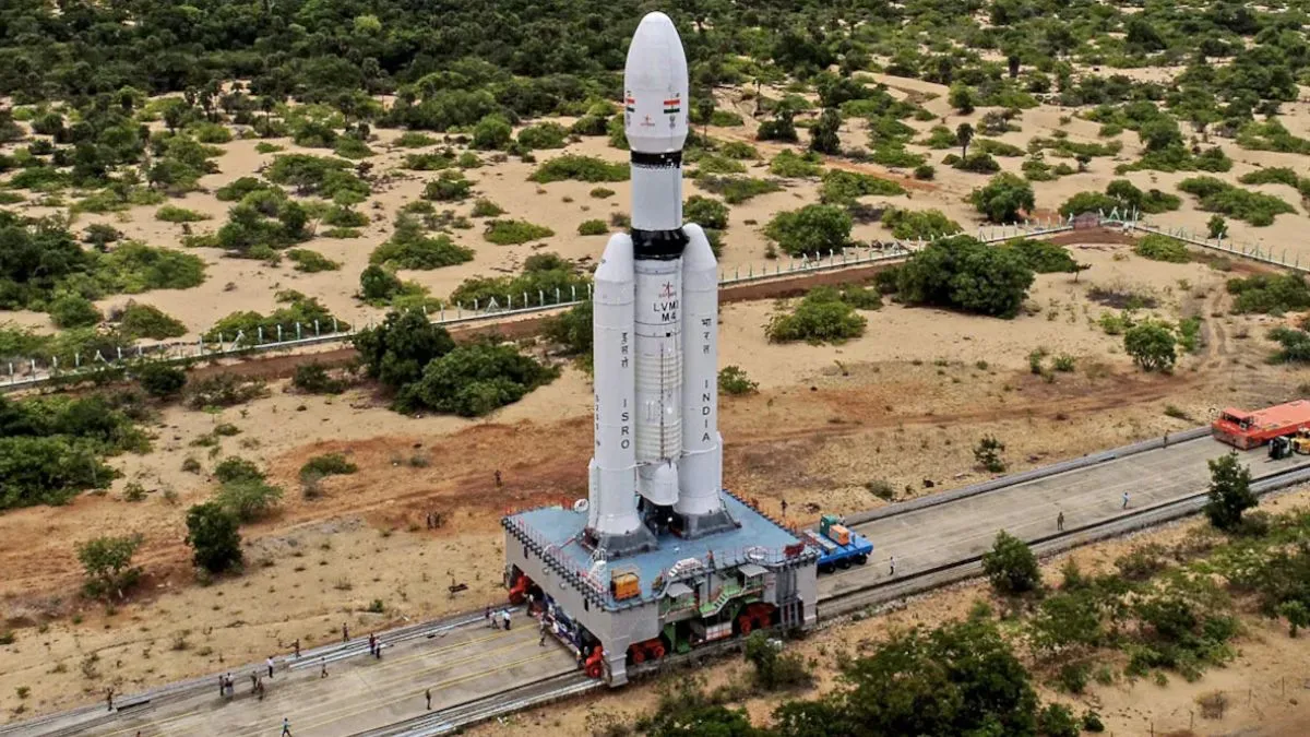 कैम्ब्रिज की रिपोर्ट में दावा- भारत का रॉकेट लॉन्च महंगा, इसरो ने स्टडी को किया खारिज