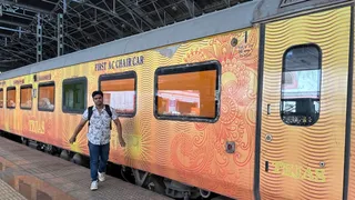 भुवनेश्वर-नई दिल्ली राजधानी एक्सप्रेस। (फाइल फोटो)