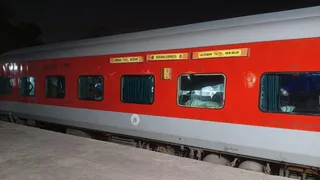 वैशाली एक्सप्रेस में अब 24 कोच, यात्रियों को मिलेगी बड़ी राहत
