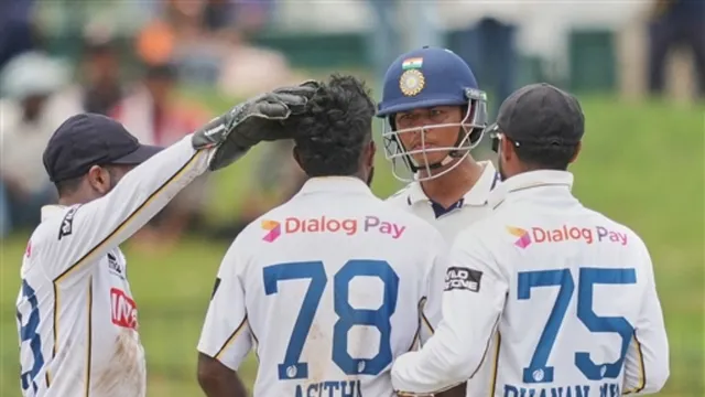 IND vs SL: श्रीलंकाई खिलाड़ी से भिड़ने पर जडेजा ने लगाई यशस्वी जायसवाल को डांट, कह डाली चुभने वाली बात