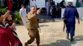 पाकिस्तानी आर्मी ऑफिसर ने यूनिवर्सिटी कैंपस में की फायरिंग (फोटो-सोशल मीडिया)