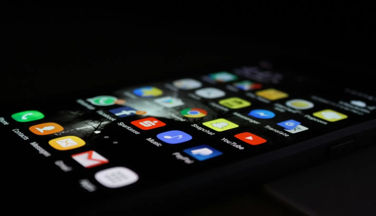 Phone Apps-unsplash