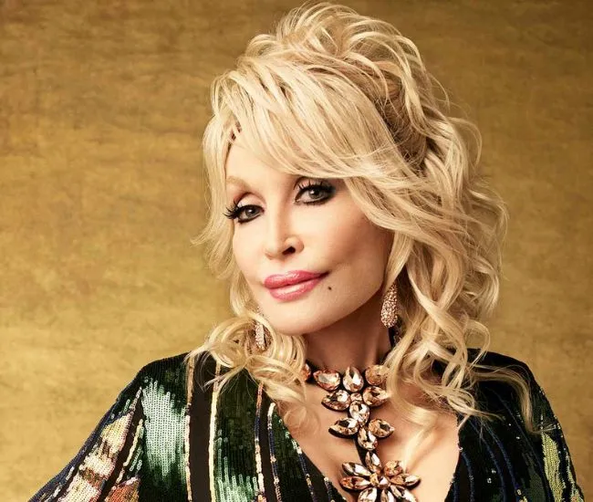 DOLLy parton DIED (4)