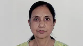 नेत्र रोग विभाग की प्रमुख डा. निधि पांडेय।