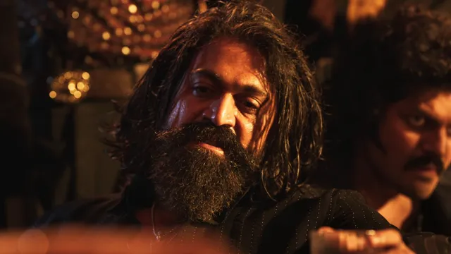  'स्पॉयलर बताकर मजा किरकिरा...', Toxic के सीन्स रिकॉर्ड करने वालों के लिए Yash का खास मैसेज