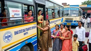 बिहार परिवहन निगम की बसों में फ्री यात्रा ( एआई जेनरेटेड तस्वीर )