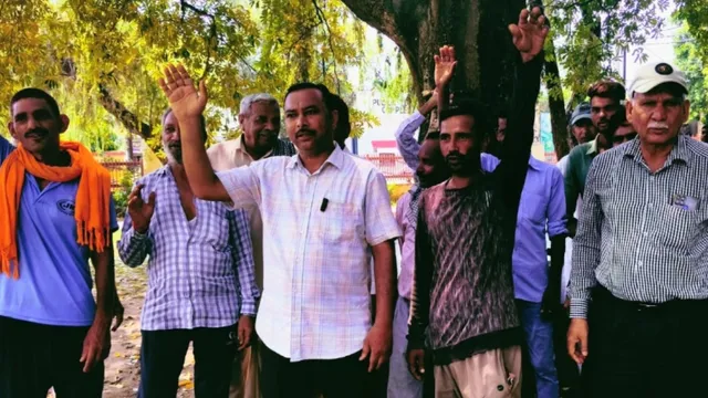 कैसे चले घर? महंगाई से कराह रहा आम आदमी, जम्मू के आरएसपुरा में सड़कों पर उतरे लोग, सरकार से मांगी राहत