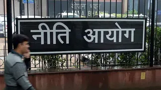 भारत के सामने युवाओं को शिक्षा से रोजगार की ओर ले जाने की बड़ी चुनौती (फाइल फोटो)