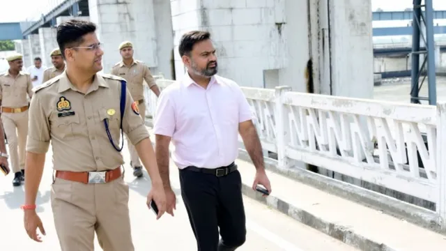 नेपाल बाढ़ से कुशीनगर पर बड़ा खतरा, तीन लाख क्यूसेक पानी छोड़े जाने की संभावना, प्रशासन हाई अलर्ट