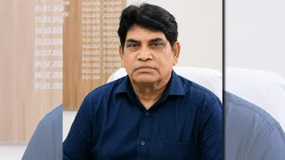 सिविल सर्जन डॉ. विजय कुमार।