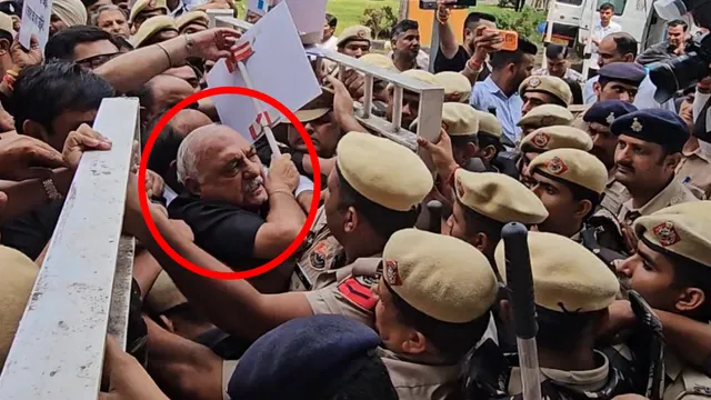 'हुड्डा पुलिस को मार रहे थे कोहनी...', हरियाणा सदन के बाहर हुई झड़प पर बोले अभय चौटाला; माहौल खराब करने का लगाया आरोप
