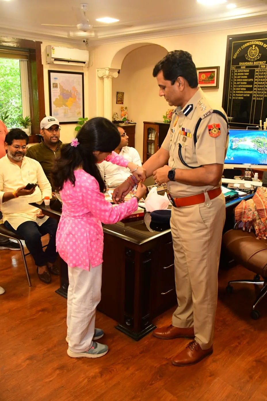 rakhi 6