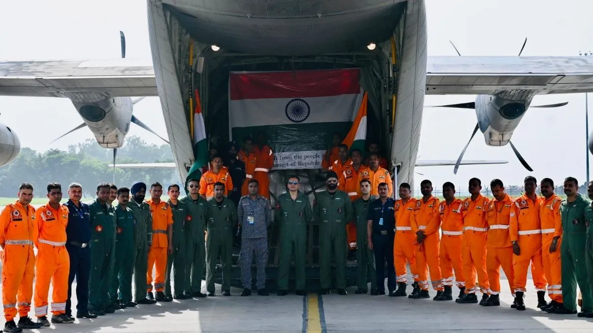 India Sends Help to nepal