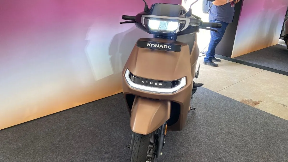 konarc electric scooter front