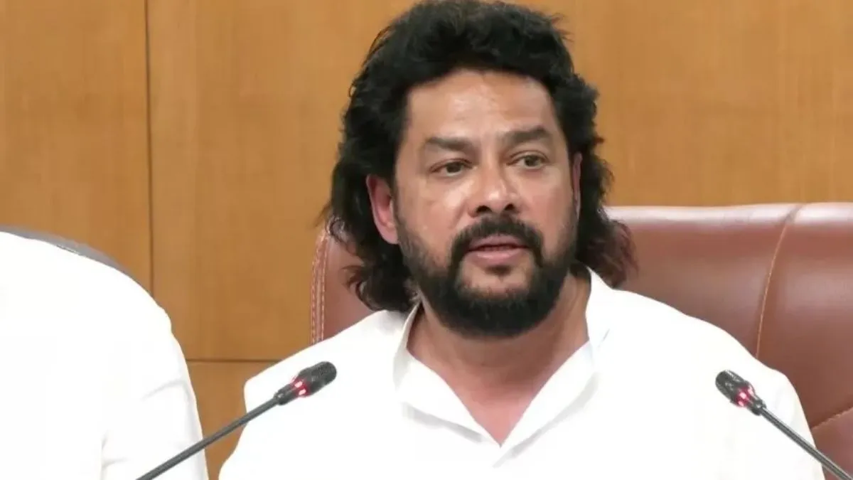 कर्नाटक: विपक्ष के दबाव के बाद नागेंद्र का मंत्री पद से इस्तीफा मंजूर, राज्यपाल ने जारी की आधिकारिक अधिसूचना
