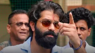 अमित ठाकरे ने हटवाई पीएम मोदी की तस्वीर
