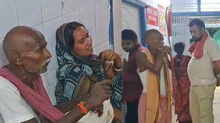 रात में सोते समय घर में घुसा जहरीला करैत: जमुई में दो सगी बहनों को डंसा, अस्पताल ले जाने के दौरान 8 वर्षीय मासूम की मौत