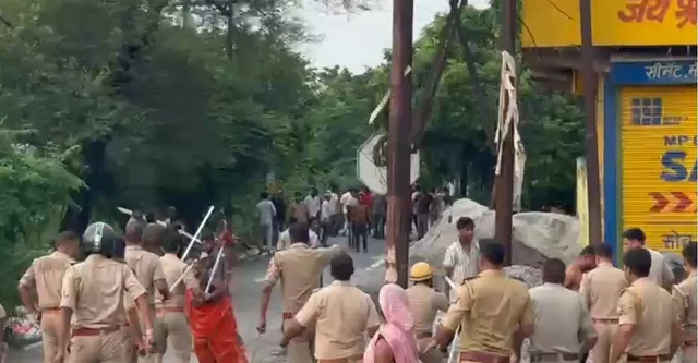 कानपुर में पुलिस पर हमला सात गिरफ्तार, 62 पर मुकदमा, निलंबित लेखपाल पूरे मामले का मुख्य सूत्रधार
