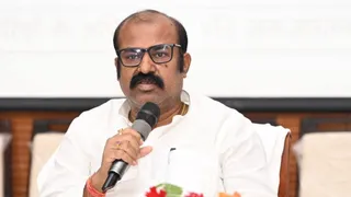 मद्य निषेध एवं उत्पाद मंत्री मदन सहनी