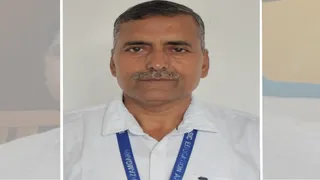 भैरोपुर के शिक्षक प्रदीप सिंह का चयन राज्य शिक्षक पुरस्कार के लिए हुआ है।