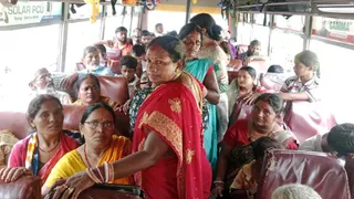 बलिया में वरिष्ठ महिलाओं को रोडवेज बसों में मुफ्त यात्रा का लाभ, 2 लाख से अधिक को राहत।
