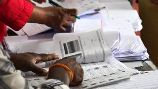 महाराष्ट्र में एसआईआर में कटे 2.07 करोड़ मतदाता