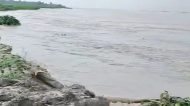 जो कल तक थे जमींदार… आज कुदरत ने बनाया भूमिहीन, सिर्फ कागजों में बची उनके नाम जमीन
