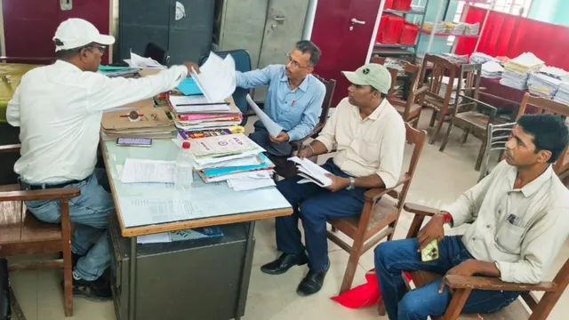 वाशिंग मशीन और दो लाख की रिश्वत में जेल गई रोसड़ा DCLR, अब आय से अधिक संपत्ति की जांच में निगरानी का शिकंजा
