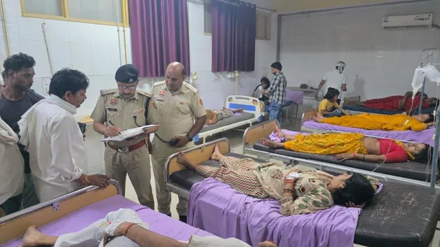 पलवल में KMP एक्सप्रेसवे पर खड़े ट्रक में घुसी पिकअप, 6 की मौत और 16 घायल; खाटू श्याम से लौट रहे थे श्रद्धालु
